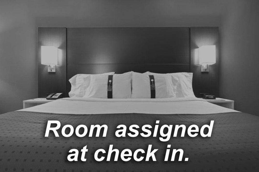 Holiday Inn Express Hotel & Suites Concordia Us 81 By Ihg Eksteriør billede